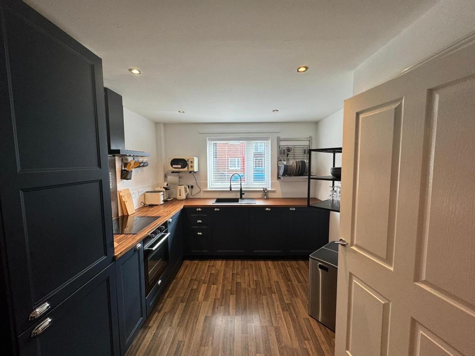 Modern Twin Room Near Ancoats & Etihad Stadium マンチェスター エクステリア 写真
