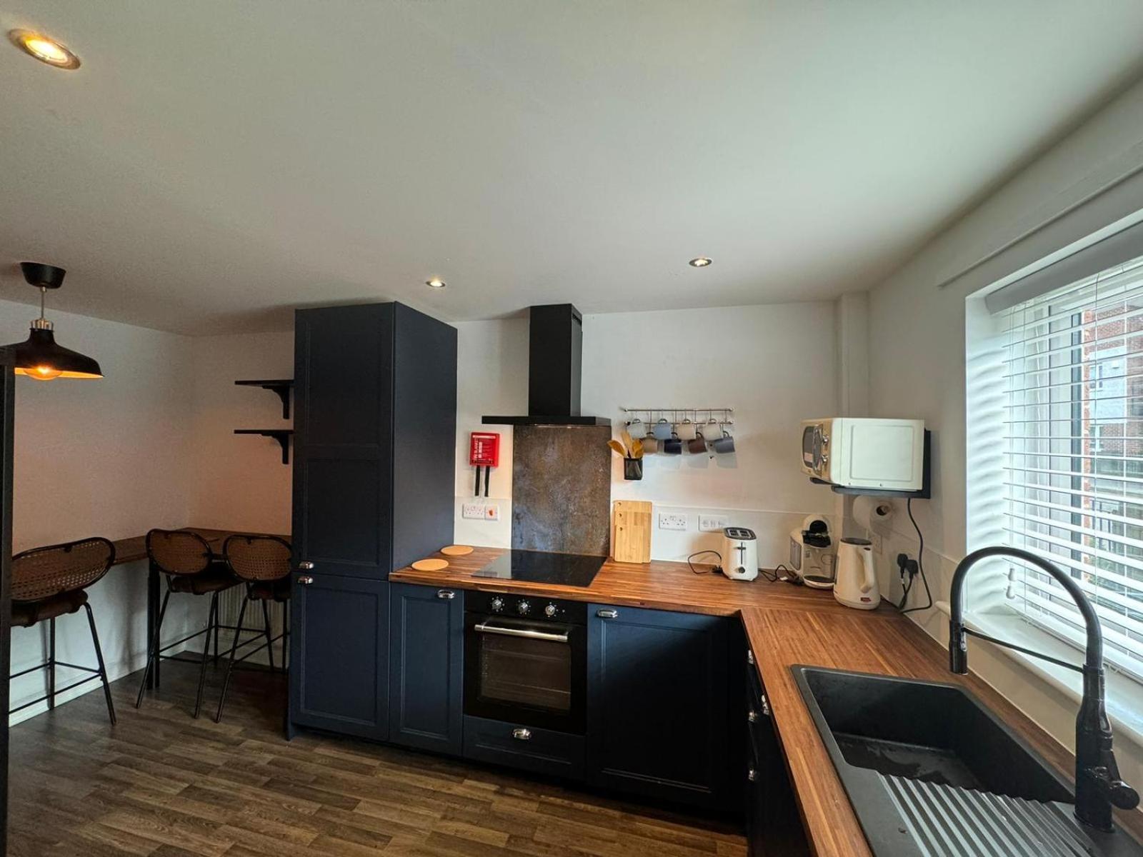 Modern Twin Room Near Ancoats & Etihad Stadium マンチェスター エクステリア 写真